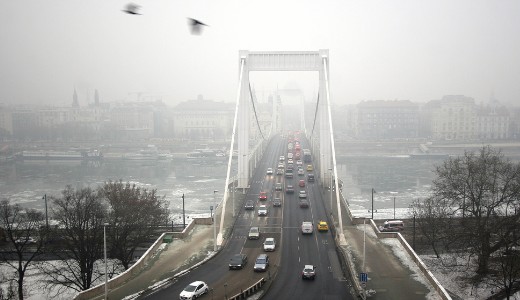 Budapest: kevesebb kocsi, ugyanakkora szmog