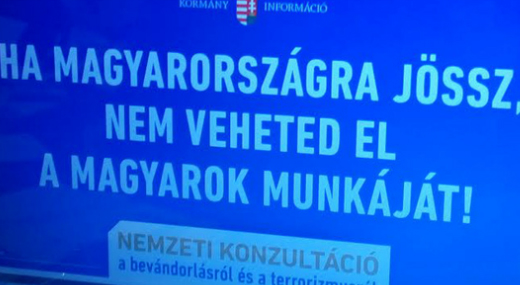 Az Egytt arra szltja a kormnyt, hogy zzza be a szerintk gylletkelt plaktjait