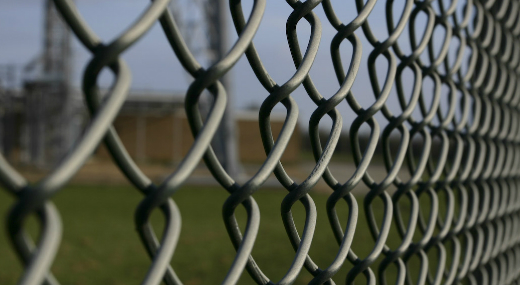 4 mter magas kertst ptnk a magyar-szerb hatrra