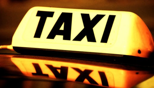 Vasrnaptl vltoznak a taxitarifk