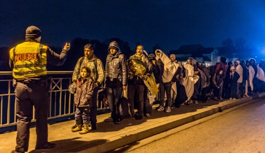 Indulnak a visszatoloncolsok: van, aki sr, van, aki felvgja az ereit