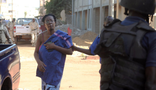 Bamako: keresik a szllodban megbjt terroristkat