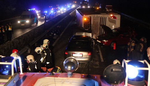 Azonnali hatllyal felmentettk a regionlis figazgatt az M3-as buszbaleset utn