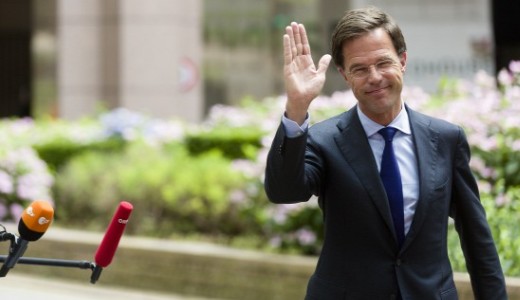 Holland minisztereln�k: Am�g fenyeget�znek, nem t�rgyalunk