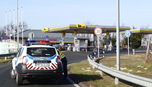 N�gy benzinkutat rabolt ki, majd Sz�kesfeh�rv�ron �ngyilkos lett egy f�rfi �jjel 
