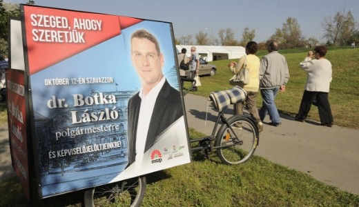 D�bbenetes �sszefon�d�sok Botka L�szl� k�r�l Szegeden