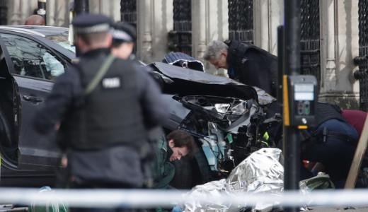 Terrort�mad�s a brit parlamentn�l - t�meges g�zol�s, l�v�ld�z�s 