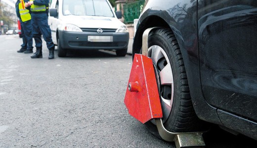 Elt�nhetnek a ker�kbilincsek a f�v�rosb�l 