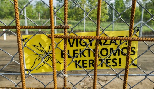 �ramot vezetnek a hat�rker�t�sbe