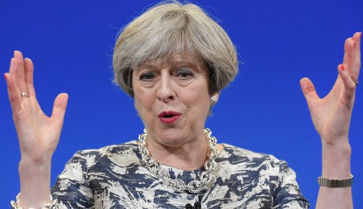Exit poll: Theresa May p�rtja elvesz�theti az als�h�zi t�bbs�g�t