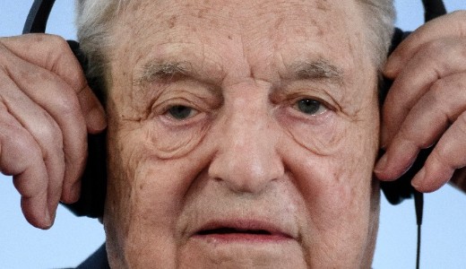 Soros: Eur�p�nak k�teless�ge befogadni a migr�nsokat 
