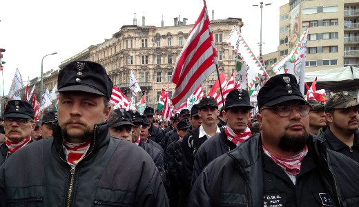 Megtagadtk egykori bajtrsai a Jobbik elnkt