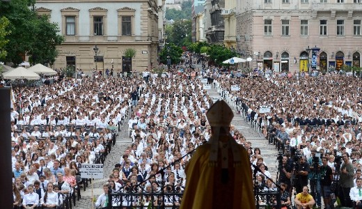 Tanvkezd szentmist tartottak Budapesten 