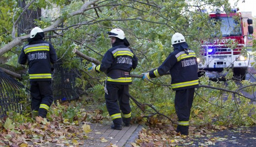 130 km/h-val csapott le a szlvihar Sifokra