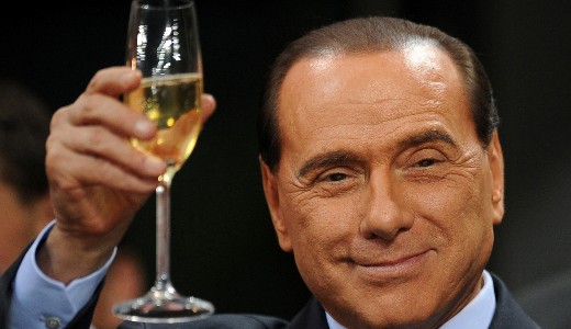 Berlusconi segtsgvel jjszlethet az olasz jobboldal