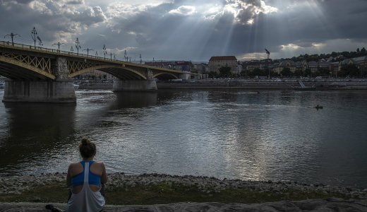 A h�s�g �s heves zivatarok miatt is figyelmeztet�st adtak ki