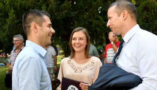 Amat�r politik�t folytat az ellenz�k?