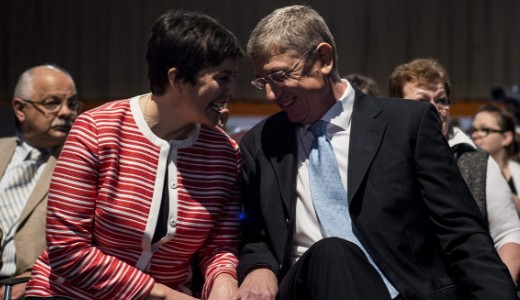 Itt vannak a bizony�t�kok: Gyurcs�ny �s feles�ge ismerik a bolg�r maffi�z�t