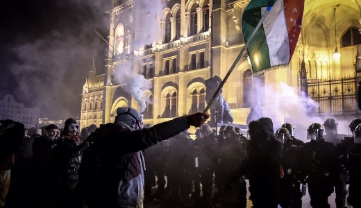 Az ellenzk szerint a Fidesz provoktorokkal kszl a vasrnapi tntetsre