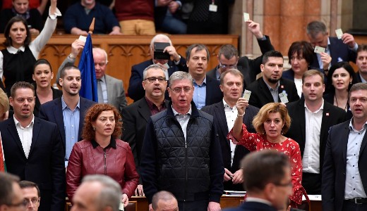 Szerept�veszt�sben van az ellenz�k