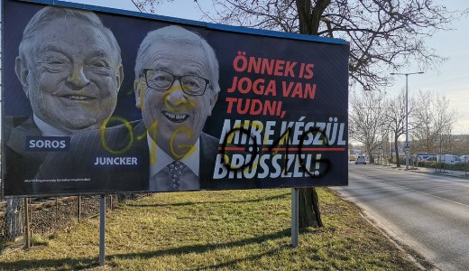 M�rcius 15. ut�n leszedik a Soros-Juncker plak�tokat