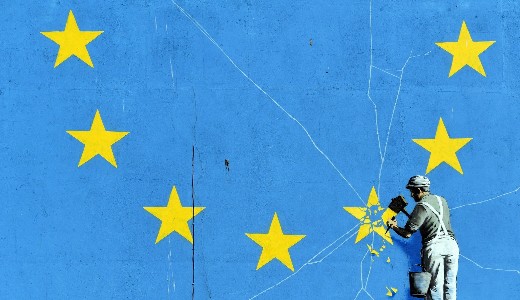 M�ris lassul a brit gazdas�g n�veked�se