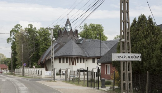 Mesters�ges sziget �p�l Felcs�ton