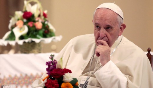 Ferenc p�pa cs�ksomly�i l�togat�s�r�l t�rgyalt Orb�n