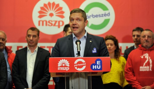 Kl�r�ra, a Fideszre �s a karaktergyilkoss�gra mutogatnak