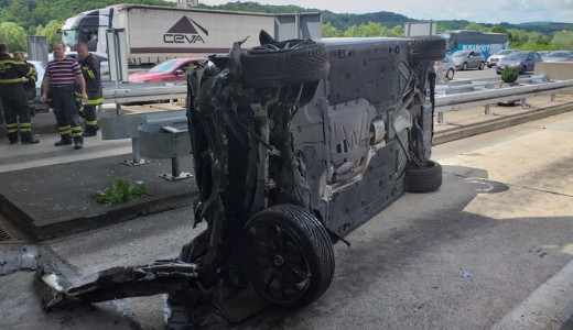 Bedrogozva szllt bele autjval a magyar csaldba a BMW sofrje