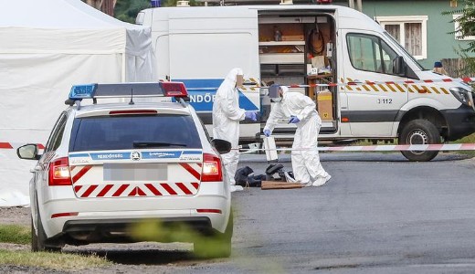 V�rf�rd� Ny�regyh�z�n: ez �llhat az �gy h�tter�ben - Az is kider�lt, milyen fegyvert haszn�lt a gyilkos