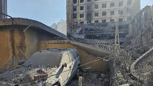 Izrael �jabb csap�sokat m�rt az ir�ni iszlamist�k �s sz�vets�geseikre, sz�razf�ldi m�velet zajlik Libanonban